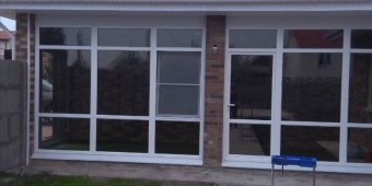 Тёплое панорамное остекление французского типа «под ключ»